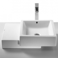 Раковина Roca Com 7327224000 60x45 см, одно отверстие для смес Раковина Roca Com 7327224000 60x45 см, одно отверстие для смес